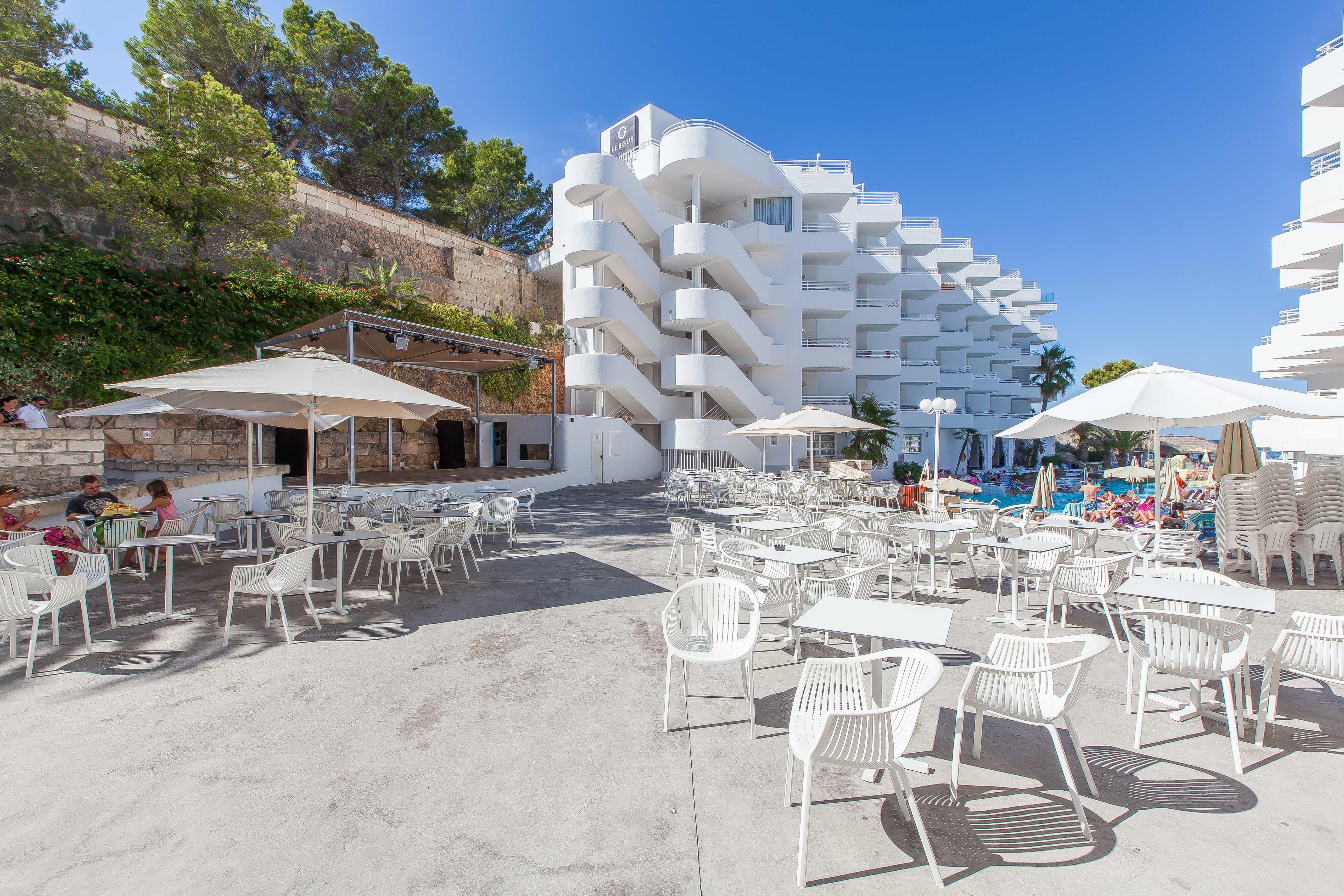 Fergus Style Cala Blanca Suites Santa Ponça Exterior foto