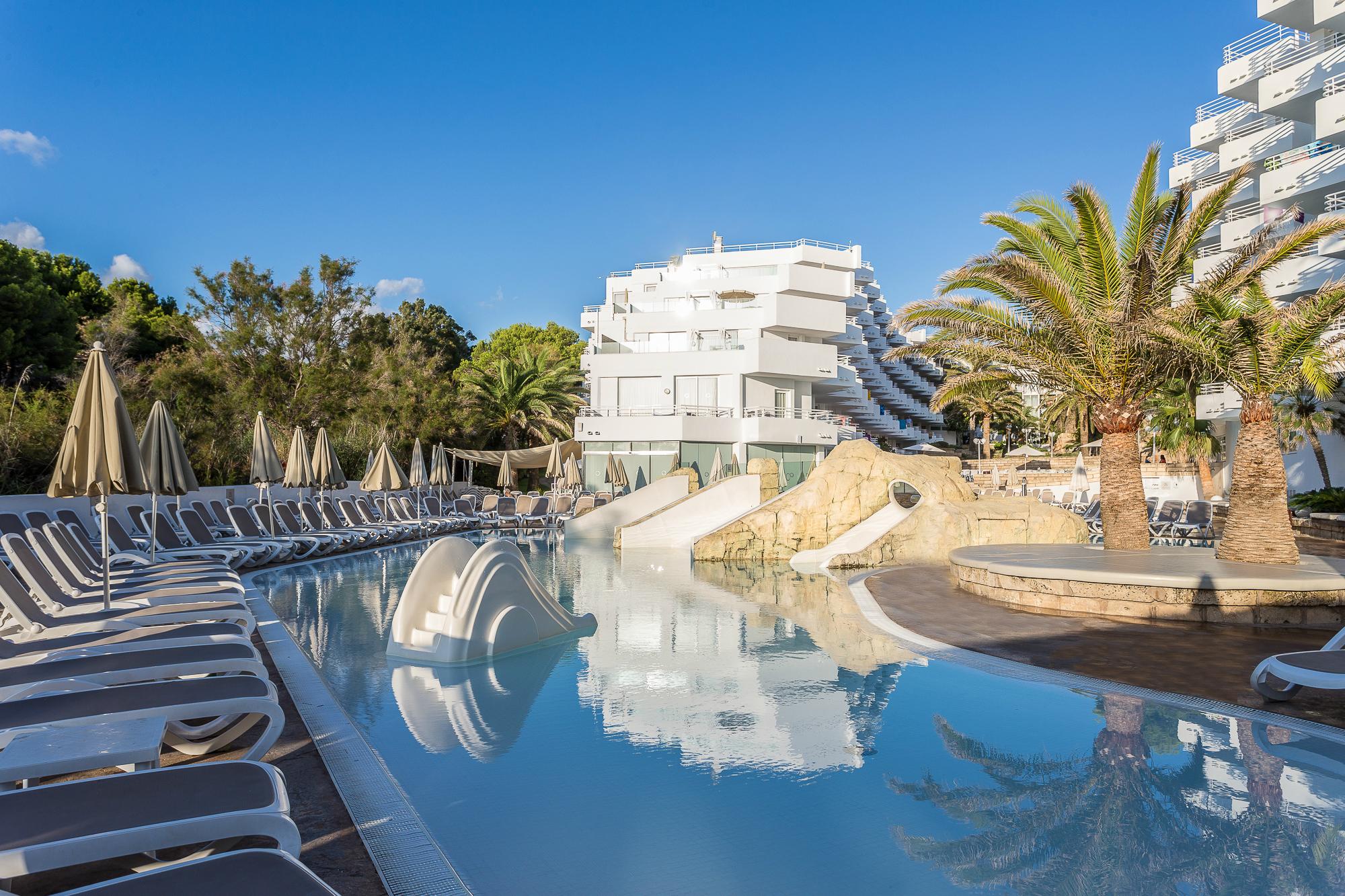 Fergus Style Cala Blanca Suites Santa Ponça Exterior foto