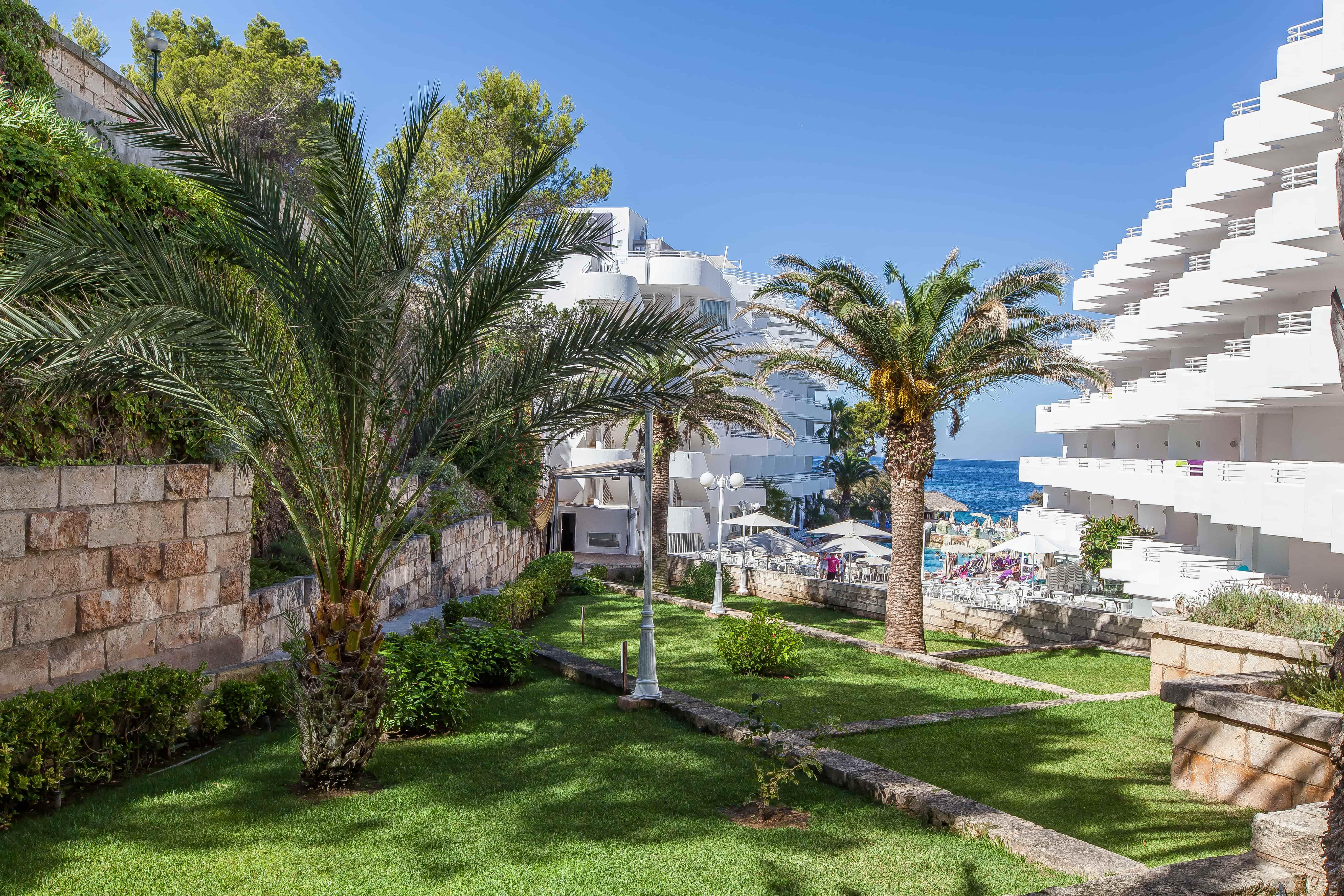 Fergus Style Cala Blanca Suites Santa Ponça Exterior foto
