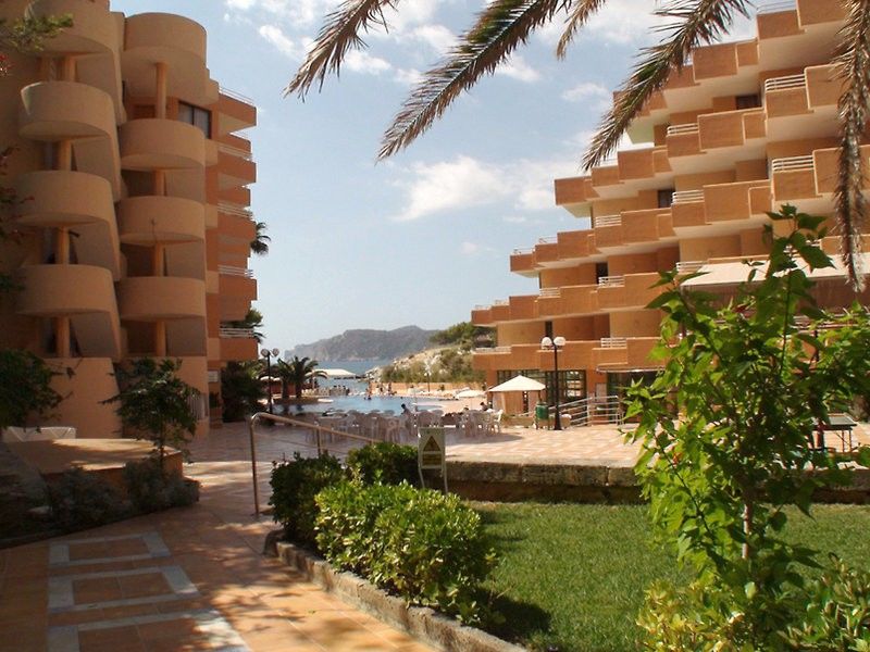 Fergus Style Cala Blanca Suites Santa Ponça Exterior foto