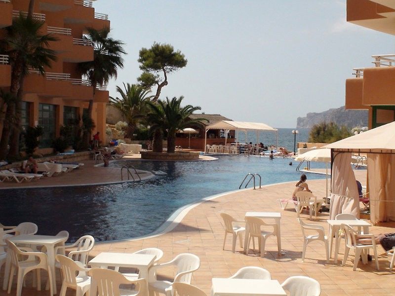 Fergus Style Cala Blanca Suites Santa Ponça Exterior foto