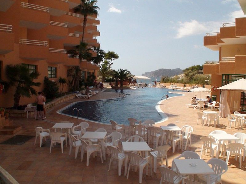 Fergus Style Cala Blanca Suites Santa Ponça Exterior foto