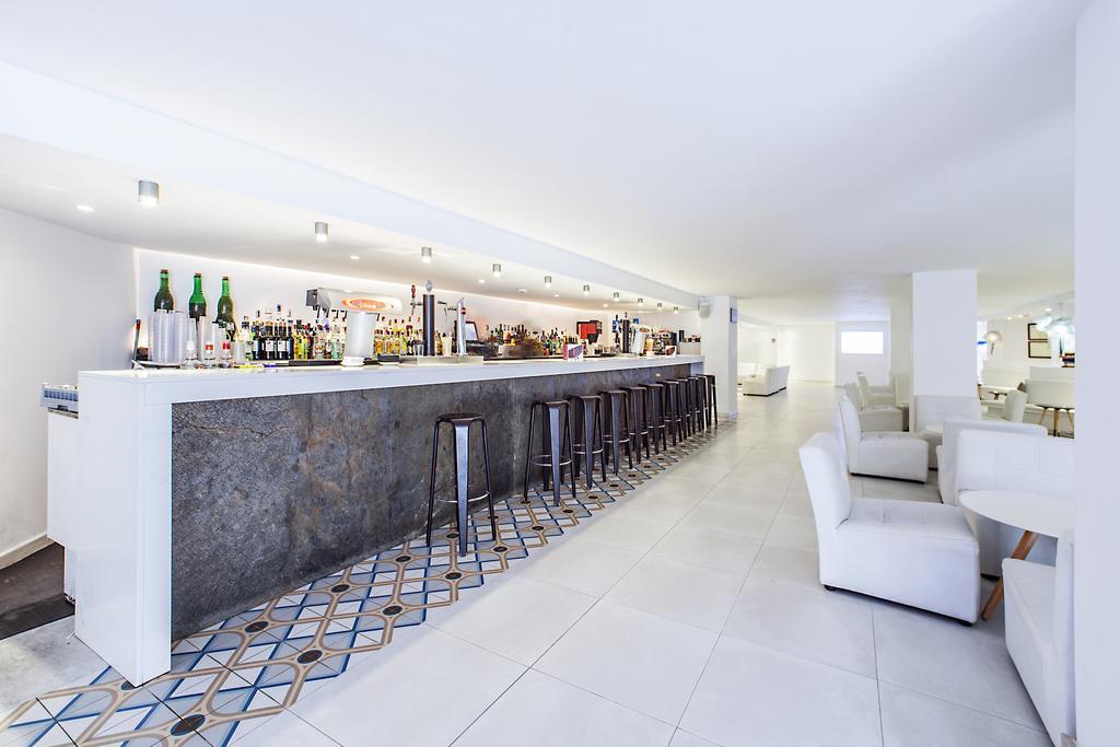 Fergus Style Cala Blanca Suites Santa Ponça Exterior foto